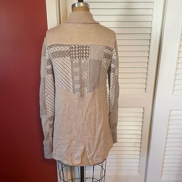 FREE PEOPLE | cream color patchwork raw hem colorblock cardigan S - Picture 5 of 10